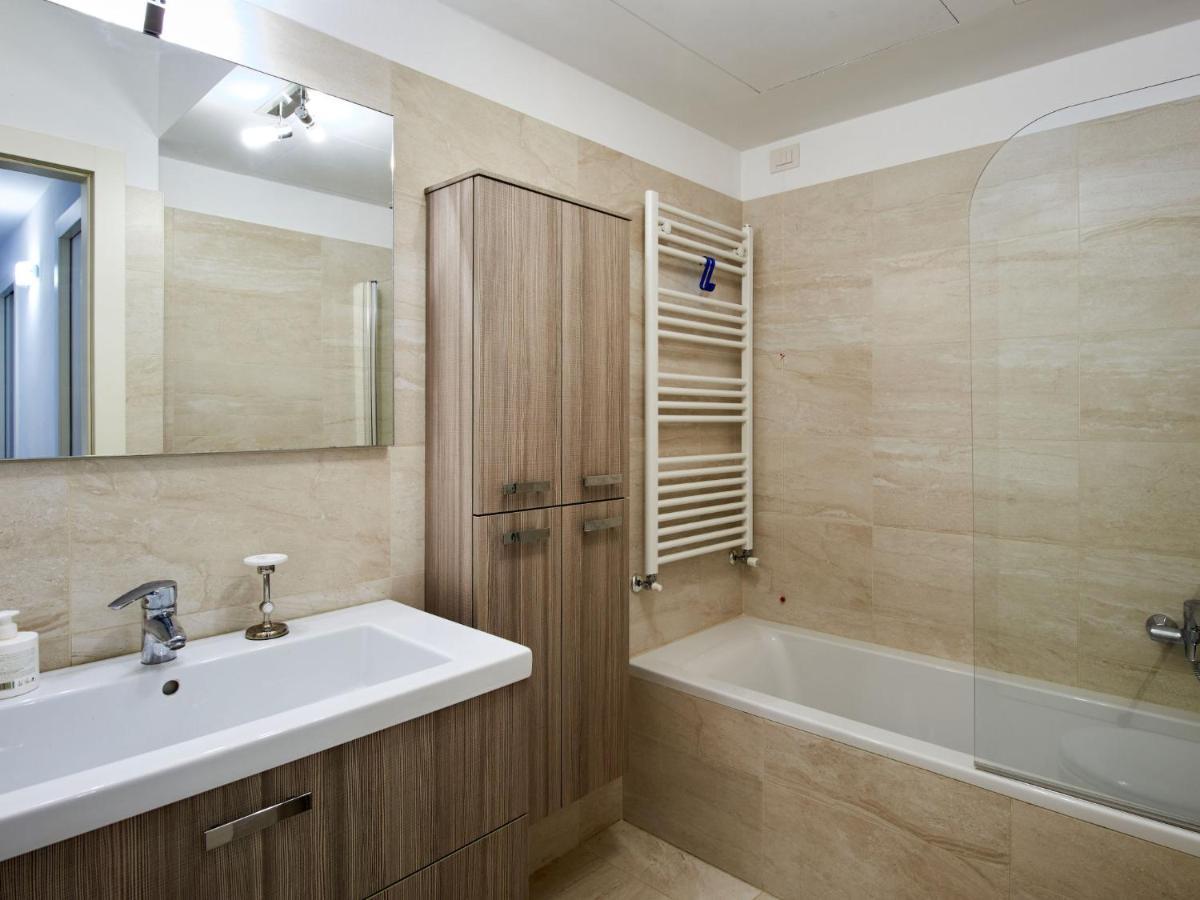 Apartment Promessi Sposi By Interhome Леко Екстериор снимка